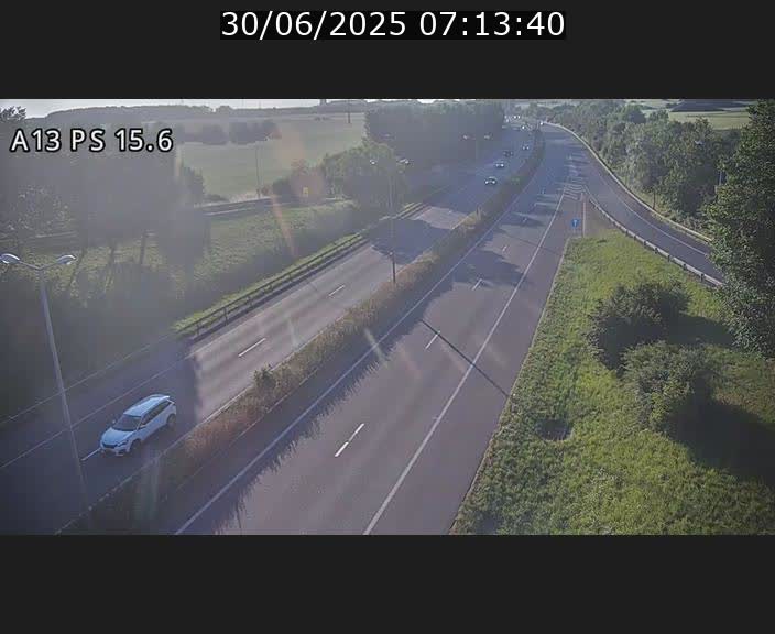 <h2>Traffic live webcam Luxembourg Kayl - A13 direction Dudelange - BK 15.6</h2>