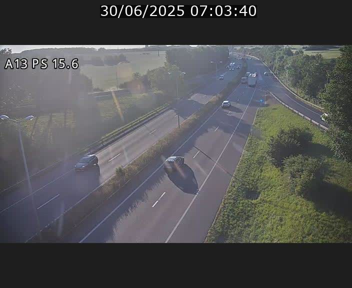 <h2>Traffic live webcam Luxembourg Kayl - A13 direction Dudelange - BK 15.6</h2>