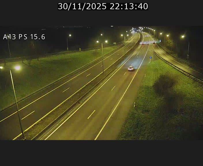 <h2>Traffic live webcam Luxembourg Kayl - A13 direction Dudelange - BK 15.6</h2>