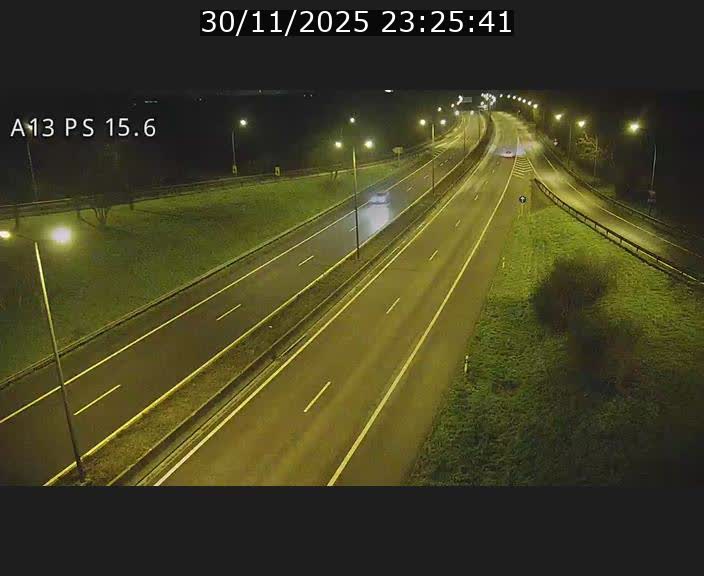 <h2>Traffic live webcam Luxembourg Kayl - A13 direction Dudelange - BK 15.6</h2>