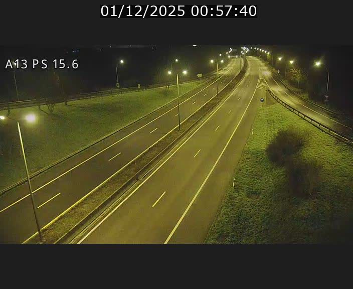 <h2>Traffic live webcam Luxembourg Kayl - A13 direction Dudelange - BK 15.6</h2>
