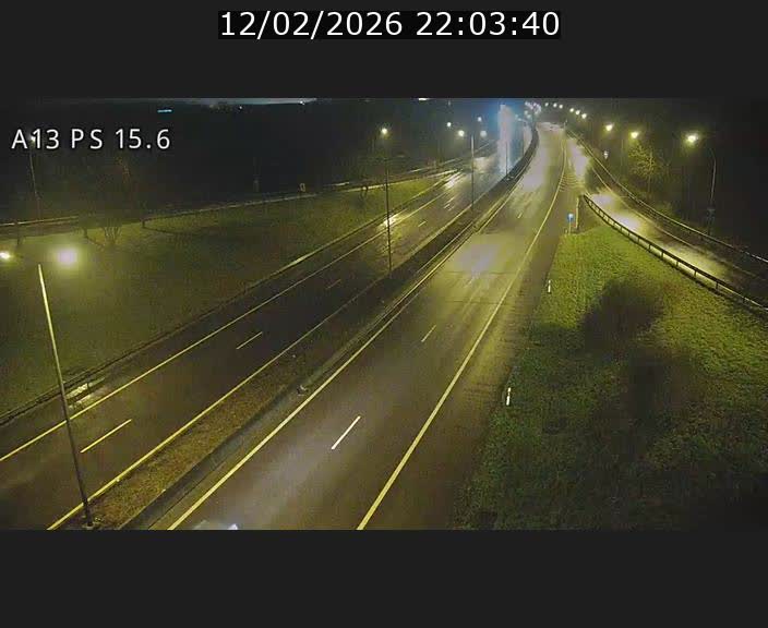 <h2>Traffic live webcam Luxembourg Kayl - A13 direction Dudelange - BK 15.6</h2>