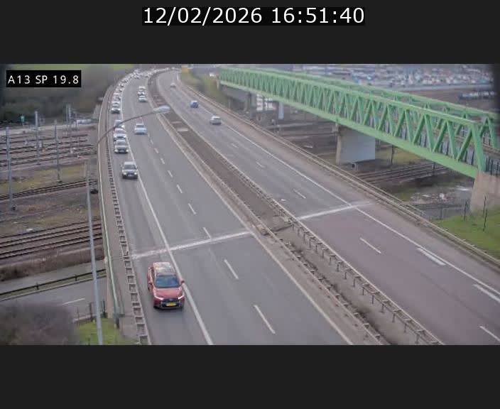Traffic live webcam Luxembourg Croix de Bettembourg - A13 direction Esch-sur-Alzette - BK 19.8