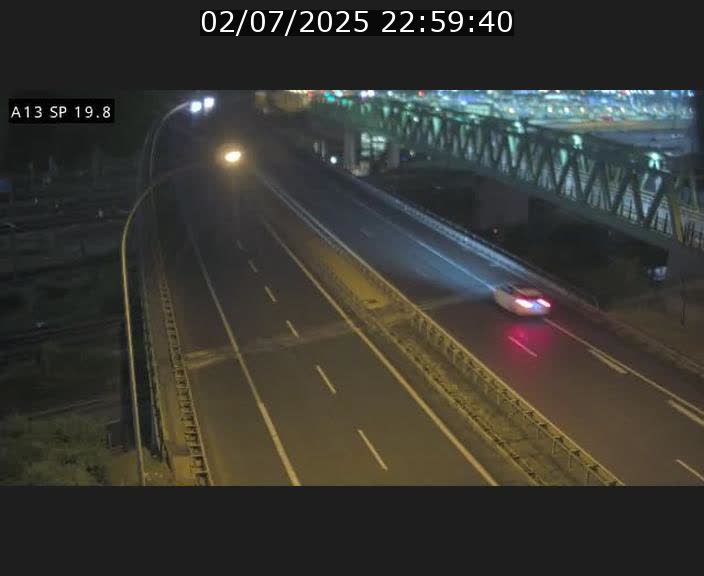 Traffic live webcam Luxembourg Croix de Bettembourg - A13 direction Esch-sur-Alzette - BK 19.8