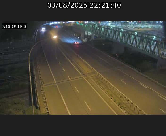 <h2>Traffic live webcam Luxembourg Croix de Bettembourg - A13 direction Esch-sur-Alzette - BK 19.8</h2>