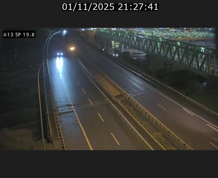 <h2>Traffic live webcam Luxembourg Croix de Bettembourg - A13 direction Esch-sur-Alzette - BK 19.8</h2>