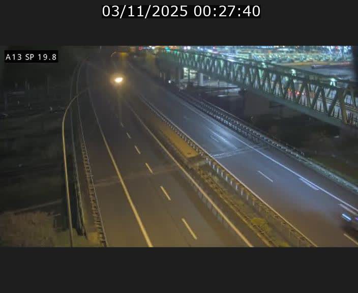 <h2>Traffic live webcam Luxembourg Croix de Bettembourg - A13 direction Esch-sur-Alzette - BK 19.8</h2>