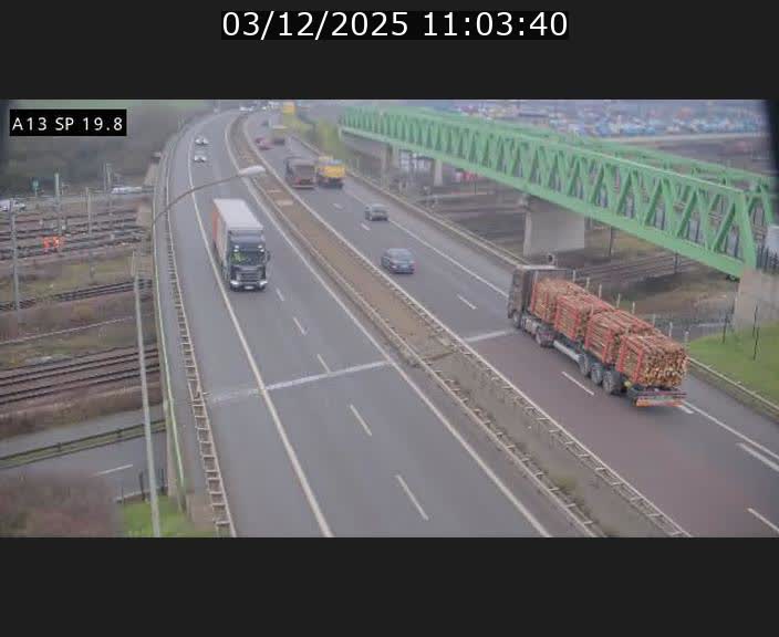 <h2>Traffic live webcam Luxembourg Croix de Bettembourg - A13 direction Esch-sur-Alzette - BK 19.8</h2>