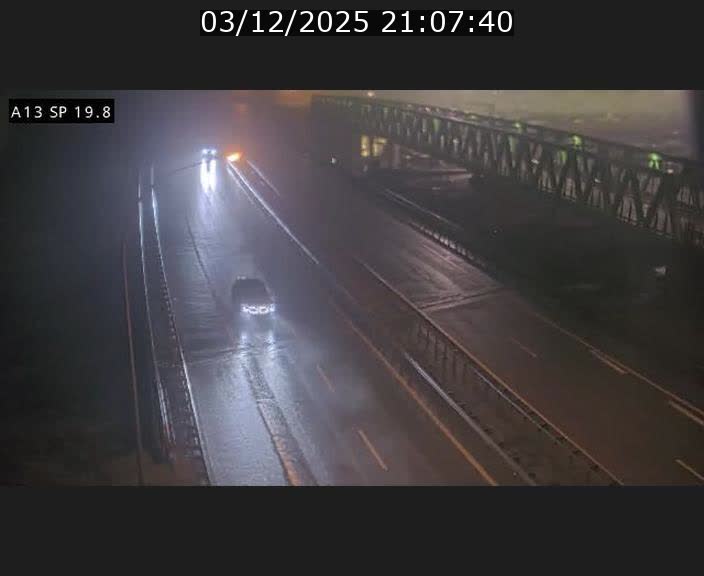 <h2>Traffic live webcam Luxembourg Croix de Bettembourg - A13 direction Esch-sur-Alzette - BK 19.8</h2>