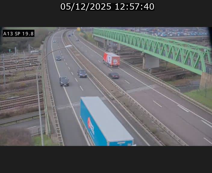 <h2>Traffic live webcam Luxembourg Croix de Bettembourg - A13 direction Esch-sur-Alzette - BK 19.8</h2>