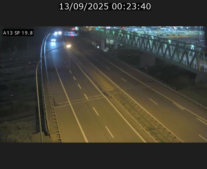 <h2>Traffic live webcam Luxembourg Croix de Bettembourg - A13 direction Esch-sur-Alzette - BK 19.8</h2>