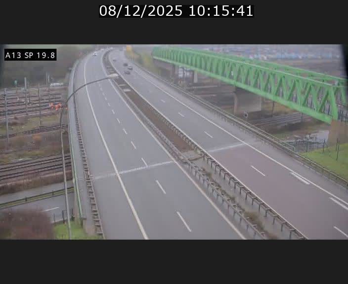 <h2>Traffic live webcam Luxembourg Croix de Bettembourg - A13 direction Esch-sur-Alzette - BK 19.8</h2>