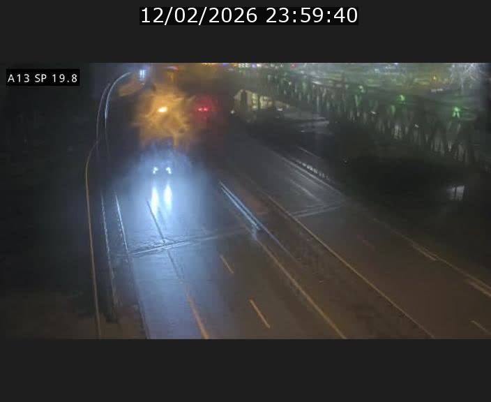 <h2>Traffic live webcam Luxembourg Croix de Bettembourg - A13 direction Esch-sur-Alzette - BK 19.8</h2>