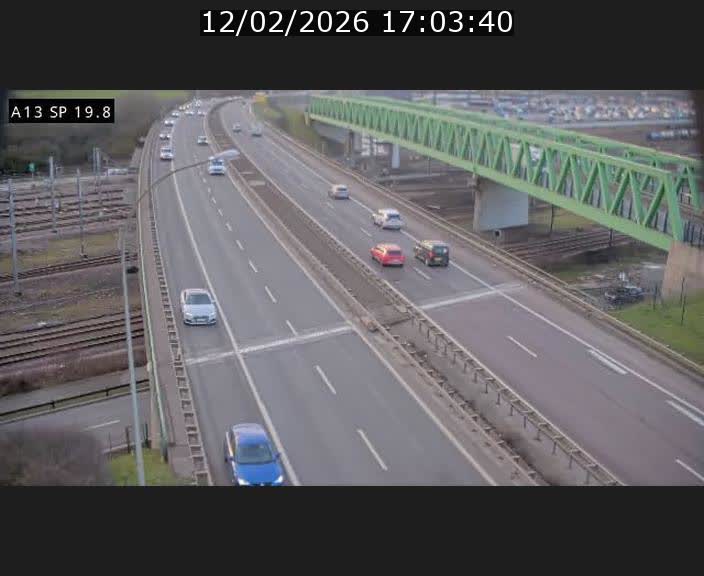 <h2>Traffic live webcam Luxembourg Croix de Bettembourg - A13 direction Esch-sur-Alzette - BK 19.8</h2>