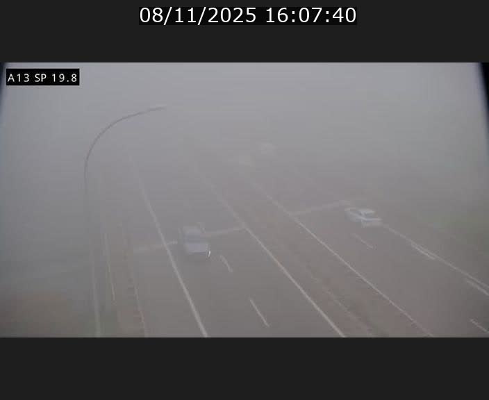 <h2>Traffic live webcam Luxembourg Croix de Bettembourg - A13 direction Esch-sur-Alzette - BK 19.8</h2>