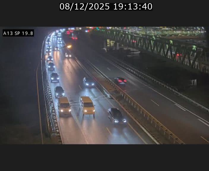 <h2>Traffic live webcam Luxembourg Croix de Bettembourg - A13 direction Esch-sur-Alzette - BK 19.8</h2>