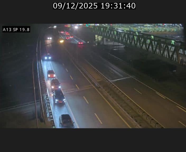 <h2>Traffic live webcam Luxembourg Croix de Bettembourg - A13 direction Esch-sur-Alzette - BK 19.8</h2>
