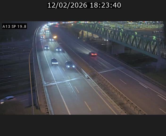 <h2>Traffic live webcam Luxembourg Croix de Bettembourg - A13 direction Esch-sur-Alzette - BK 19.8</h2>