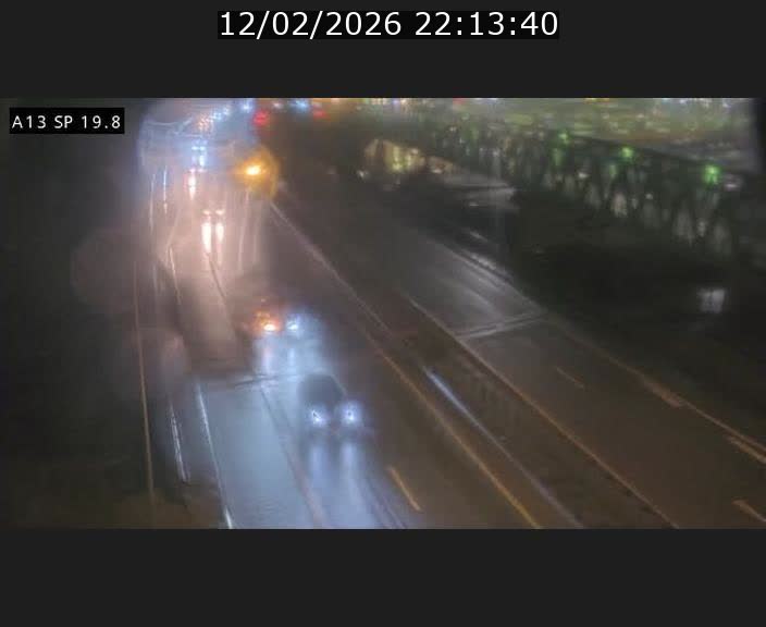 <h2>Traffic live webcam Luxembourg Croix de Bettembourg - A13 direction Esch-sur-Alzette - BK 19.8</h2>