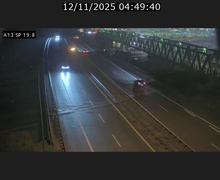 <h2>Traffic live webcam Luxembourg Croix de Bettembourg - A13 direction Esch-sur-Alzette - BK 19.8</h2>