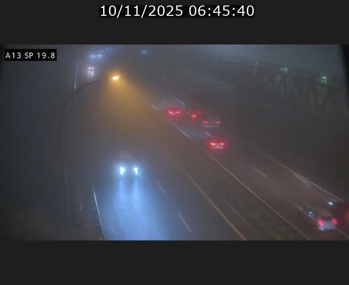 <h2>Traffic live webcam Luxembourg Croix de Bettembourg - A13 direction Esch-sur-Alzette - BK 19.8</h2>