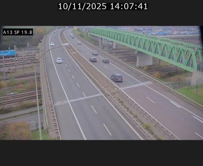 Traffic live webcam Luxembourg Croix de Bettembourg - A13 direction Esch-sur-Alzette - BK 19.8
