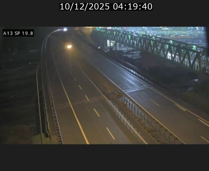 <h2>Traffic live webcam Luxembourg Croix de Bettembourg - A13 direction Esch-sur-Alzette - BK 19.8</h2>