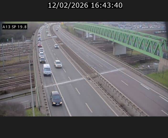 <h2>Traffic live webcam Luxembourg Croix de Bettembourg - A13 direction Esch-sur-Alzette - BK 19.8</h2>