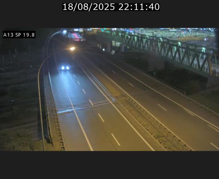 <h2>Traffic live webcam Luxembourg Croix de Bettembourg - A13 direction Esch-sur-Alzette - BK 19.8</h2>