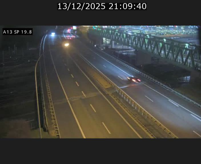 <h2>Traffic live webcam Luxembourg Croix de Bettembourg - A13 direction Esch-sur-Alzette - BK 19.8</h2>