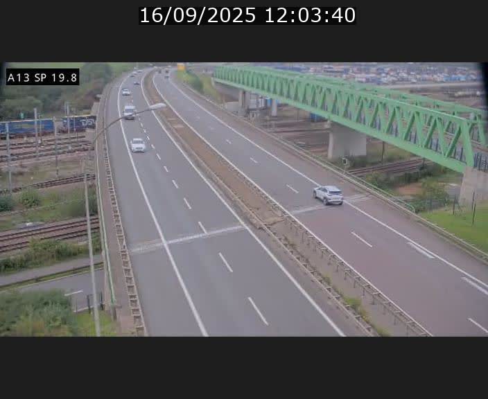 <h2>Traffic live webcam Luxembourg Croix de Bettembourg - A13 direction Esch-sur-Alzette - BK 19.8</h2>