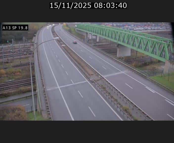 <h2>Traffic live webcam Luxembourg Croix de Bettembourg - A13 direction Esch-sur-Alzette - BK 19.8</h2>