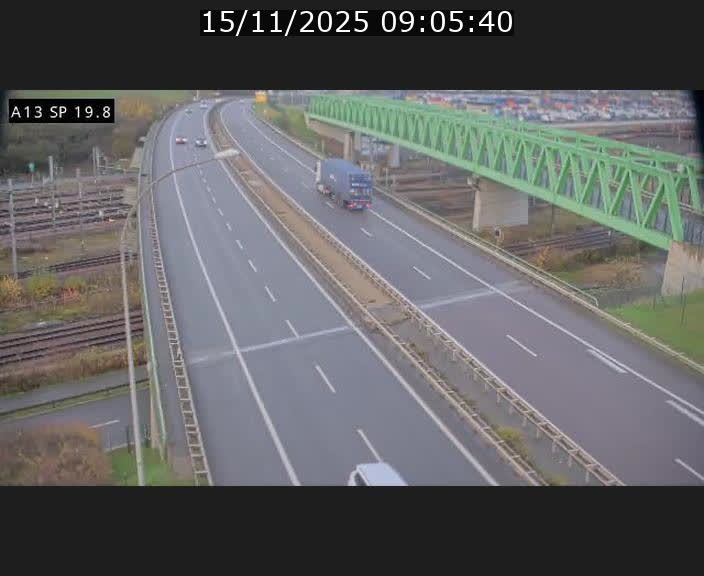 Traffic live webcam Luxembourg Croix de Bettembourg - A13 direction Esch-sur-Alzette - BK 19.8