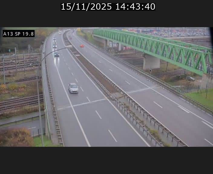 <h2>Traffic live webcam Luxembourg Croix de Bettembourg - A13 direction Esch-sur-Alzette - BK 19.8</h2>