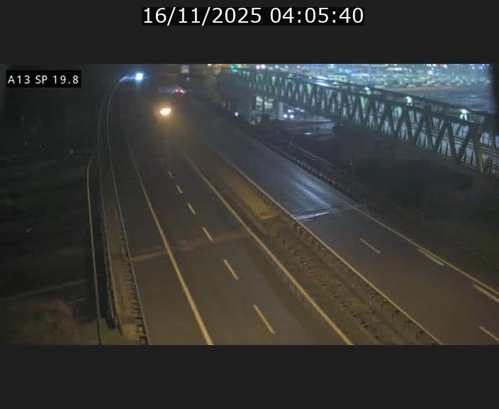 <h2>Traffic live webcam Luxembourg Croix de Bettembourg - A13 direction Esch-sur-Alzette - BK 19.8</h2>