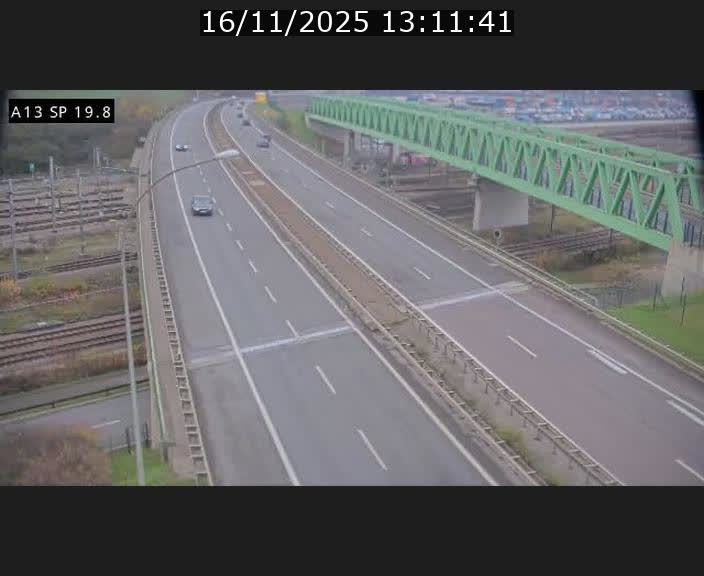 <h2>Traffic live webcam Luxembourg Croix de Bettembourg - A13 direction Esch-sur-Alzette - BK 19.8</h2>