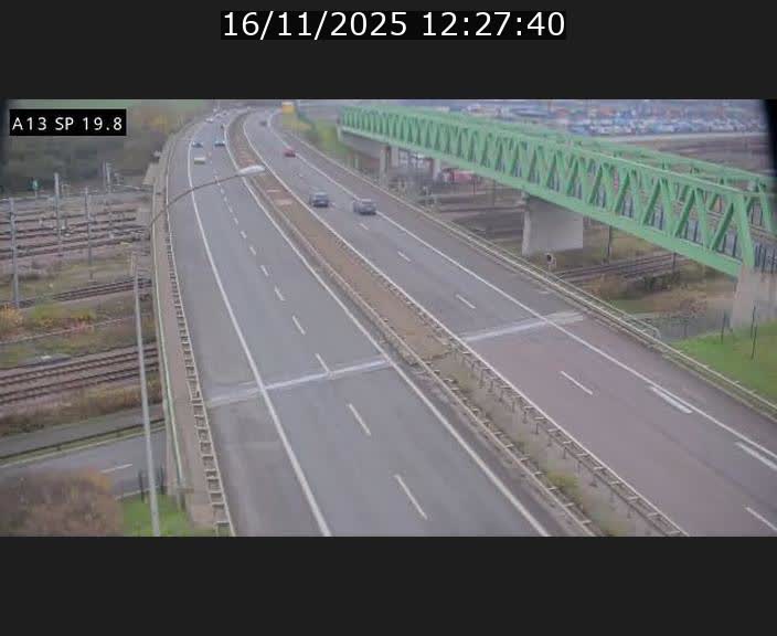 <h2>Traffic live webcam Luxembourg Croix de Bettembourg - A13 direction Esch-sur-Alzette - BK 19.8</h2>