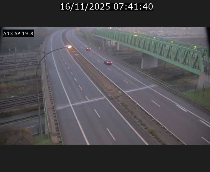 <h2>Traffic live webcam Luxembourg Croix de Bettembourg - A13 direction Esch-sur-Alzette - BK 19.8</h2>