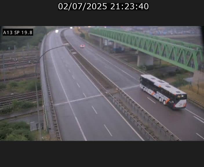 Traffic live webcam Luxembourg Croix de Bettembourg - A13 direction Esch-sur-Alzette - BK 19.8