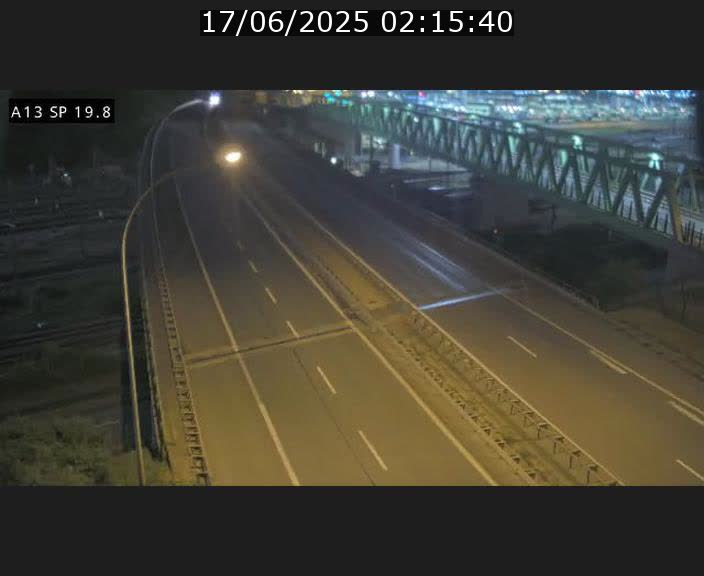 Traffic live webcam Luxembourg Croix de Bettembourg - A13 direction Esch-sur-Alzette - BK 19.8