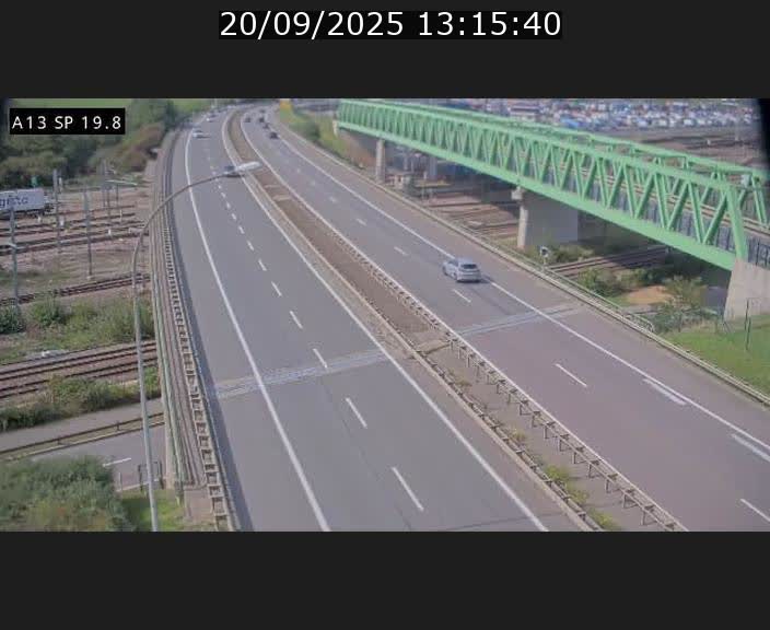 Traffic live webcam Luxembourg Croix de Bettembourg - A13 direction Esch-sur-Alzette - BK 19.8