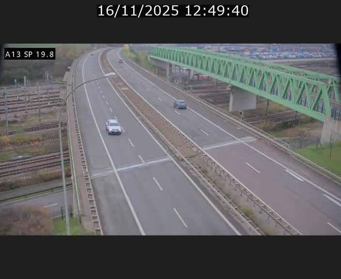 <h2>Traffic live webcam Luxembourg Croix de Bettembourg - A13 direction Esch-sur-Alzette - BK 19.8</h2>