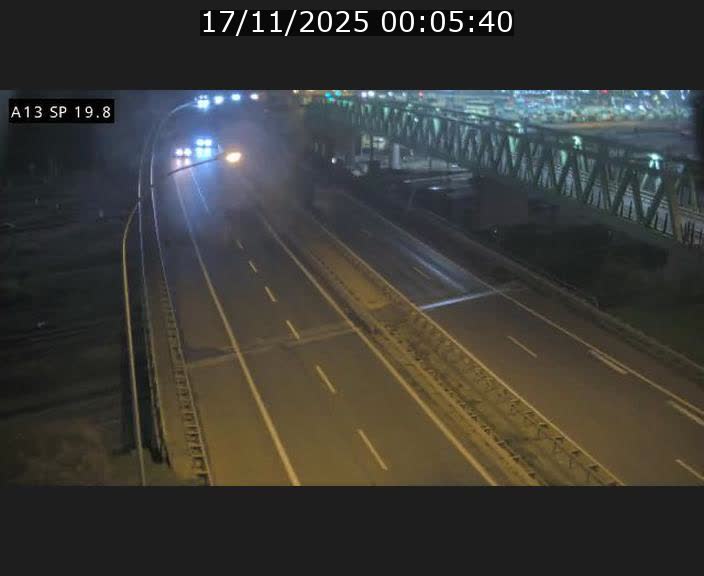 Traffic live webcam Luxembourg Croix de Bettembourg - A13 direction Esch-sur-Alzette - BK 19.8