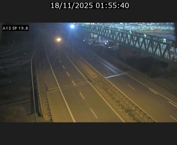 Traffic live webcam Luxembourg Croix de Bettembourg - A13 direction Esch-sur-Alzette - BK 19.8