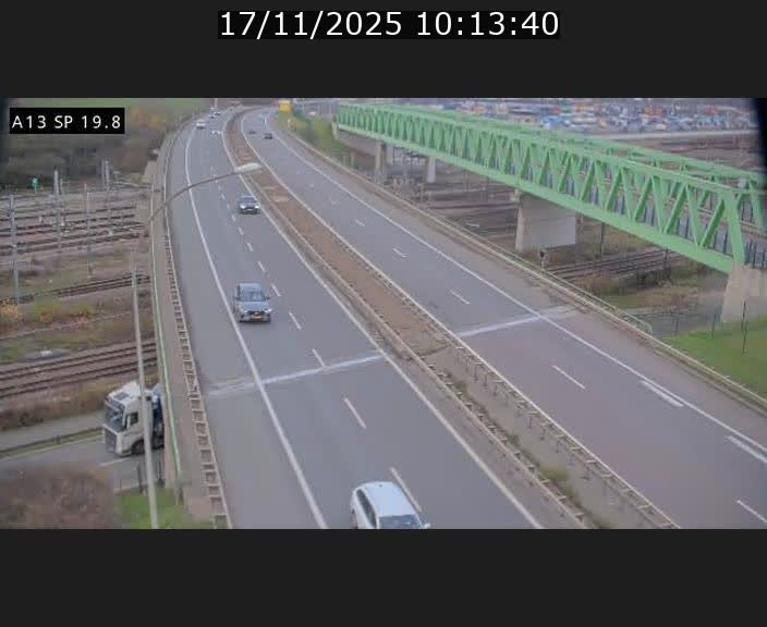 <h2>Traffic live webcam Luxembourg Croix de Bettembourg - A13 direction Esch-sur-Alzette - BK 19.8</h2>