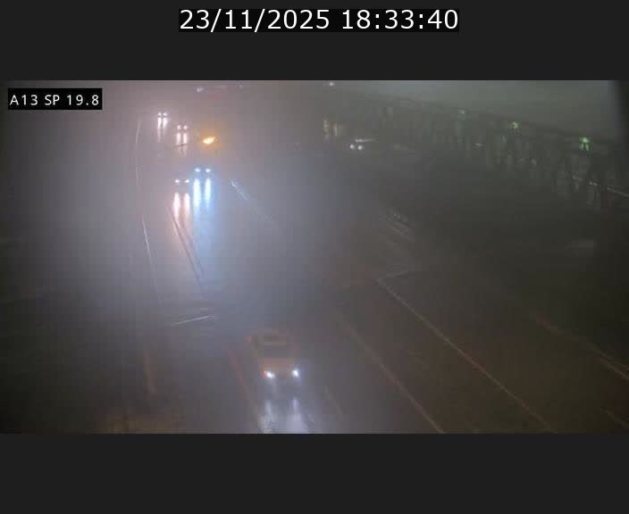 <h2>Traffic live webcam Luxembourg Croix de Bettembourg - A13 direction Esch-sur-Alzette - BK 19.8</h2>