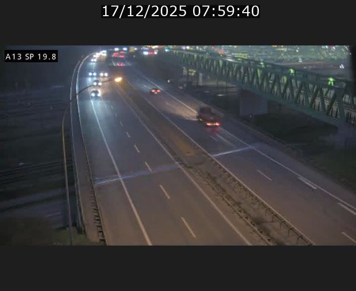 Traffic live webcam Luxembourg Croix de Bettembourg - A13 direction Esch-sur-Alzette - BK 19.8