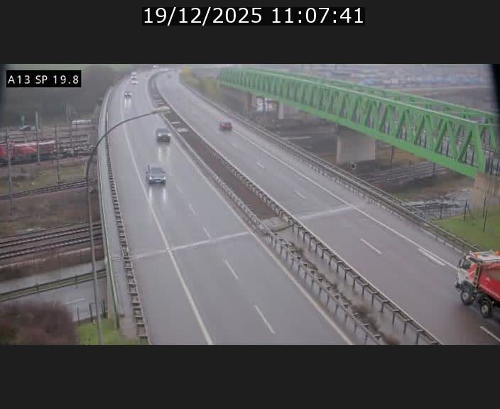 <h2>Traffic live webcam Luxembourg Croix de Bettembourg - A13 direction Esch-sur-Alzette - BK 19.8</h2>