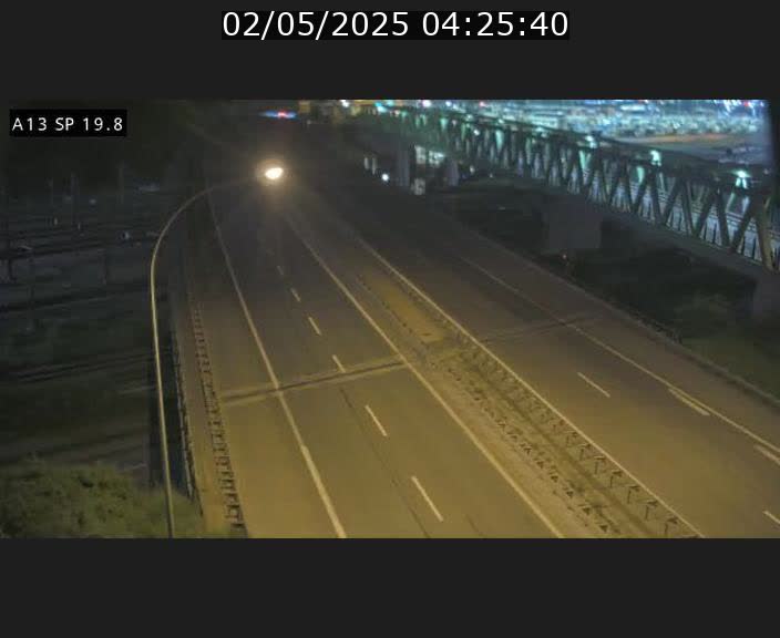 Traffic live webcam Luxembourg Croix de Bettembourg - A13 direction Esch-sur-Alzette - BK 19.8