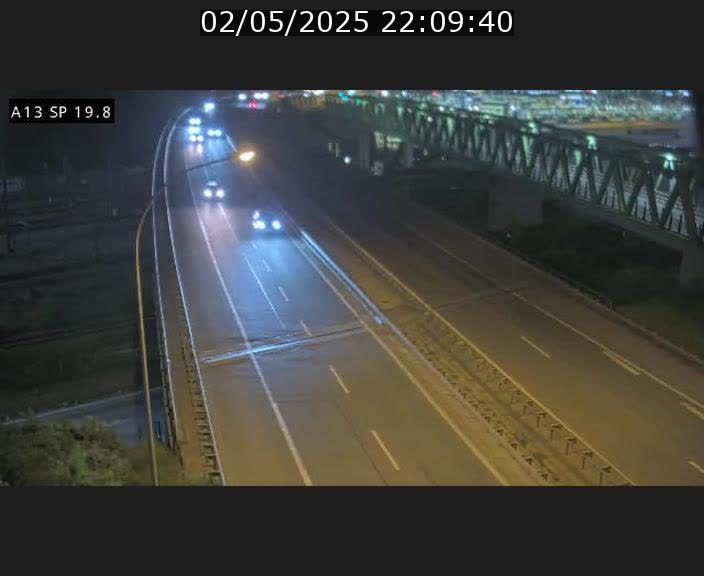 Traffic live webcam Luxembourg Croix de Bettembourg - A13 direction Esch-sur-Alzette - BK 19.8